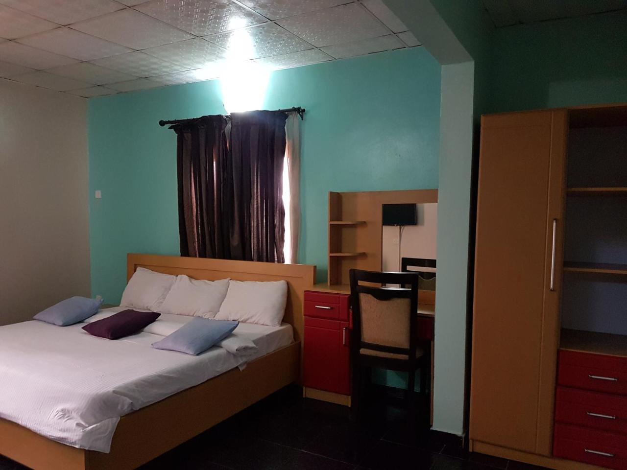 Chamcce Hotel Ajao Lagos Exterior foto
