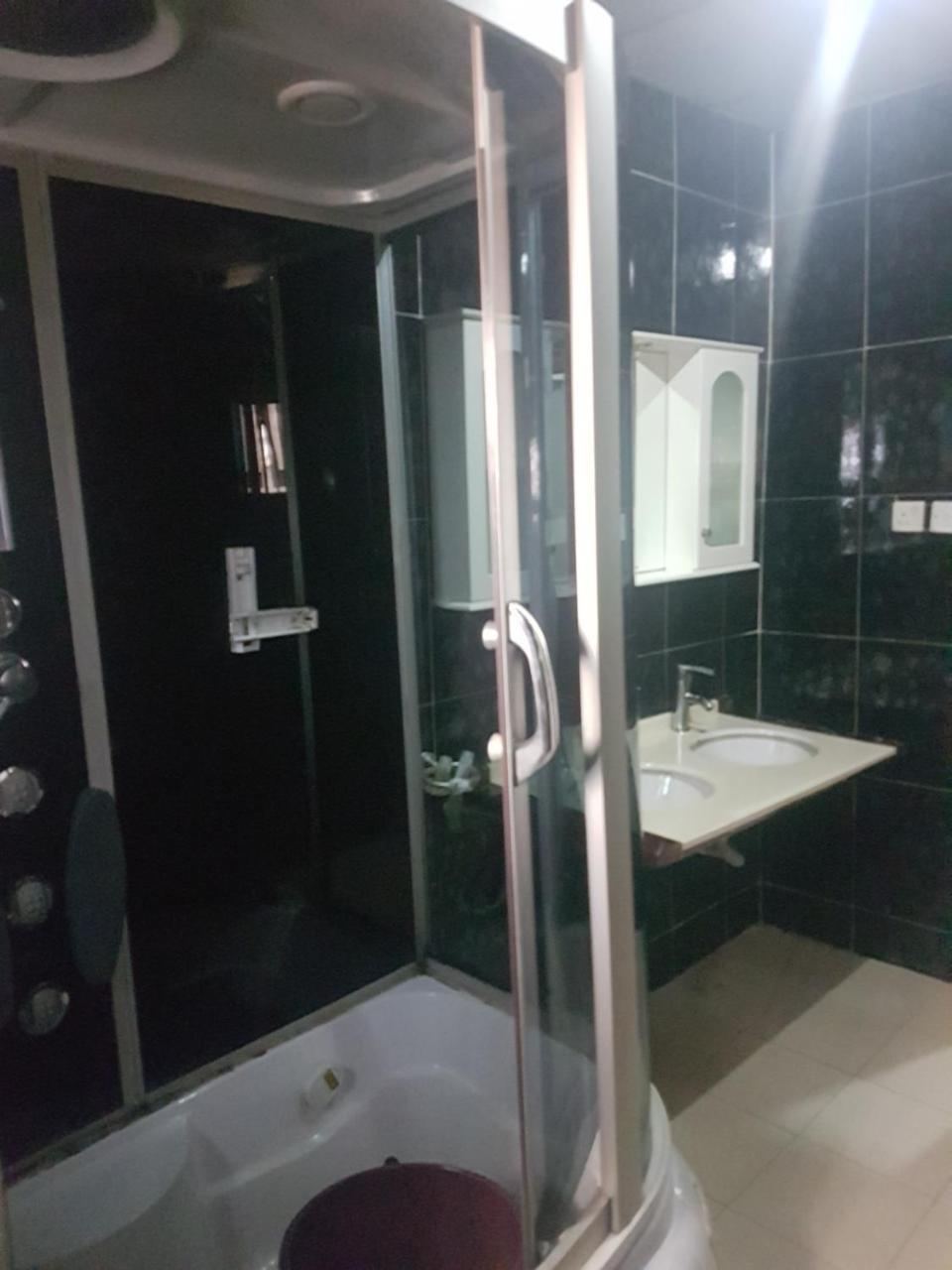 Chamcce Hotel Ajao Lagos Exterior foto