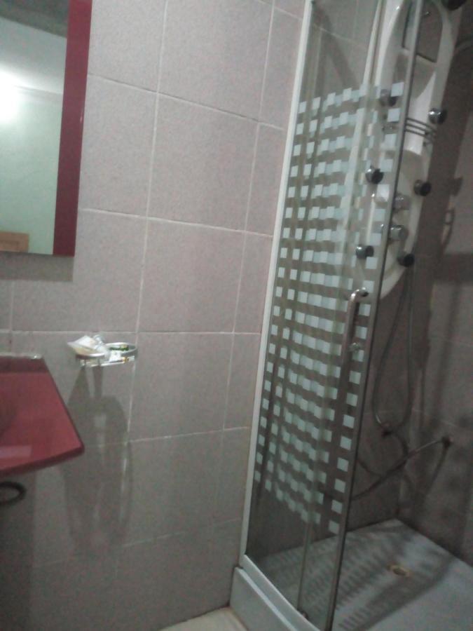 Chamcce Hotel Ajao Lagos Exterior foto